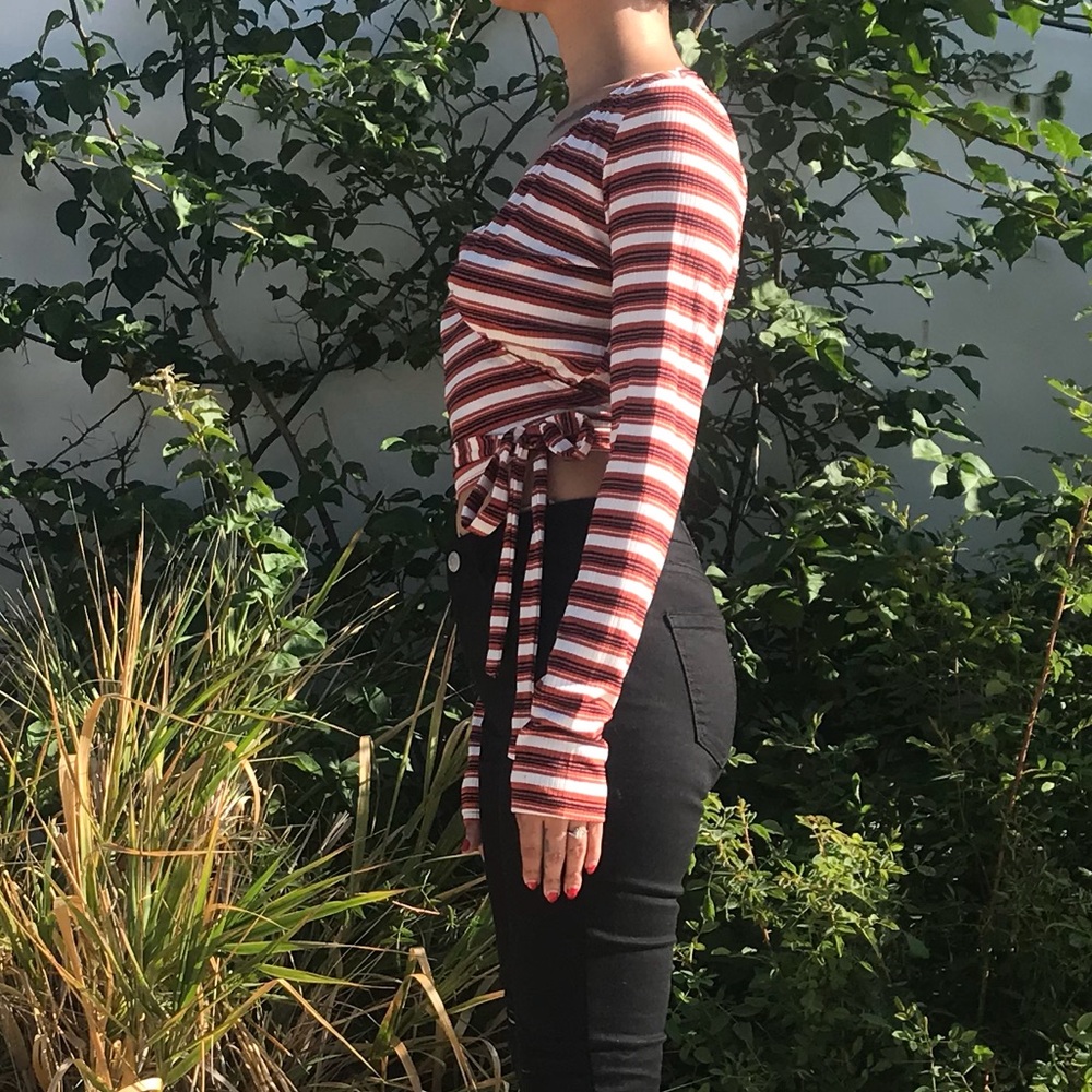 Stripped Wrap Top - Picture 7 of 7